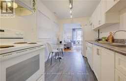 73 EAST 33RD STREET | Hamilton Ontario | Slide Image Three