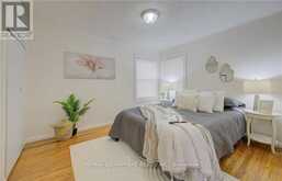 73 EAST 33RD STREET | Hamilton Ontario | Slide Image Six