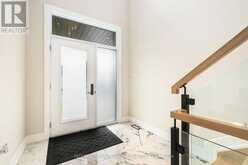 79 BOYCE AVENUE | Ottawa Ontario | Slide Image Four