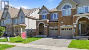 4185 CHERRY HEIGHTS BOULEVARD | Beamsville Ontario | Slide Image Five