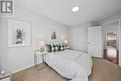75 RIDEAU DRIVE | Richmond Hill Ontario | Slide Image Seventeen