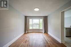 30 GARNISH GREEN | Markham Ontario | Slide Image Thirteen