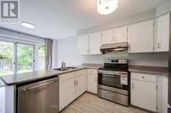 30 GARNISH GREEN | Markham Ontario | Slide Image Sixteen