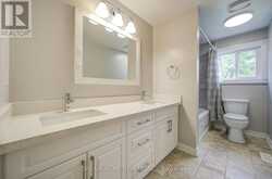 30 GARNISH GREEN | Markham Ontario | Slide Image Thirty-two