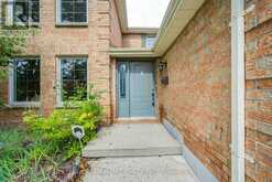 30 GARNISH GREEN | Markham Ontario | Slide Image Three