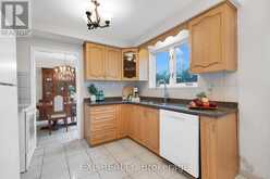 182 DERRYDOWN ROAD | Toronto Ontario | Slide Image Seventeen