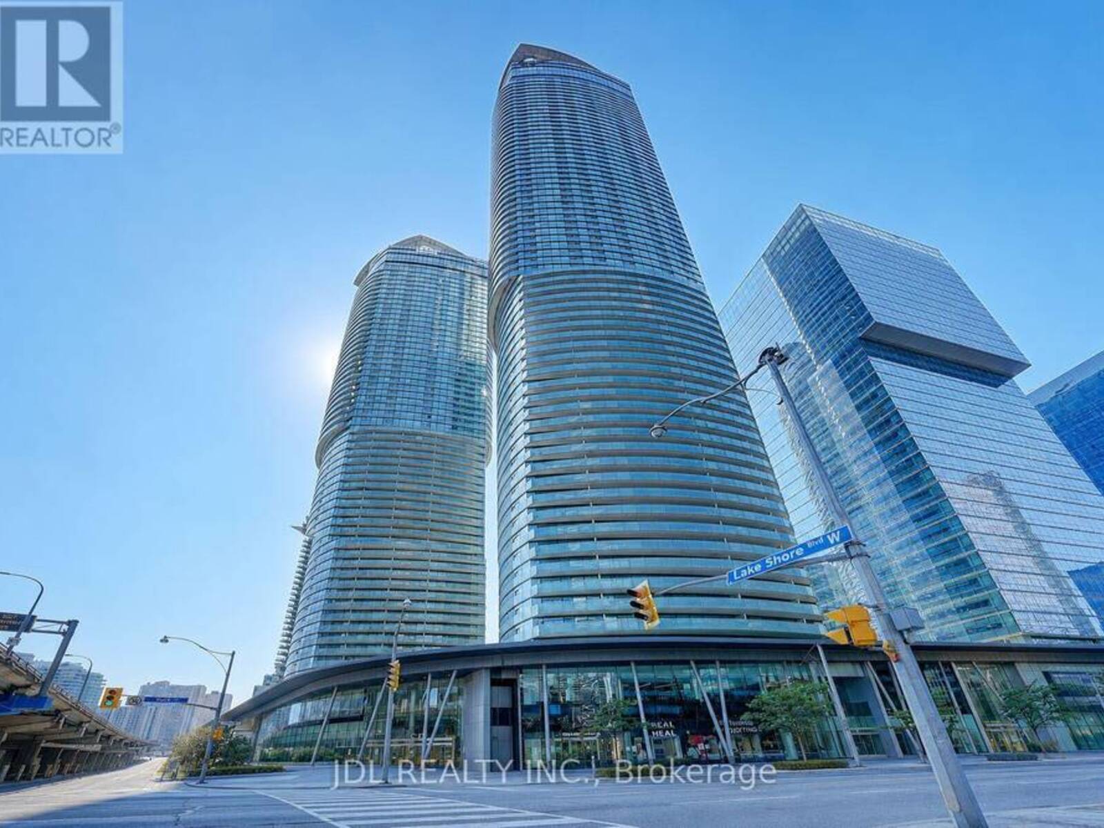 2012 - 14 YORK STREET, Toronto, Ontario M5J 0B1
