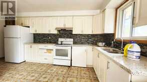 2 ARKONA DRIVE | Toronto Ontario | Slide Image Six