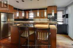 35 CARR DRIVE | Barrie Ontario | Slide Image Seventeen