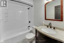 35 CARR DRIVE | Barrie Ontario | Slide Image Thirty-four