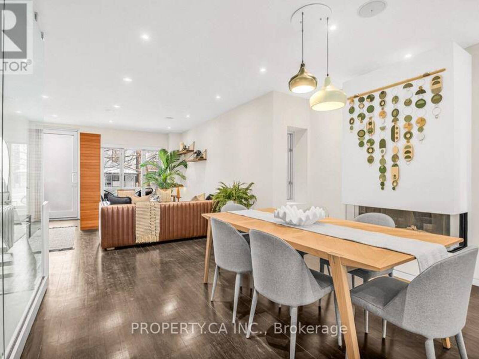 270 EUCLID AVENUE, Toronto, Ontario M6J 2K2