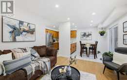 33 RANGELEY DRIVE | Toronto Ontario | Slide Image Sixteen
