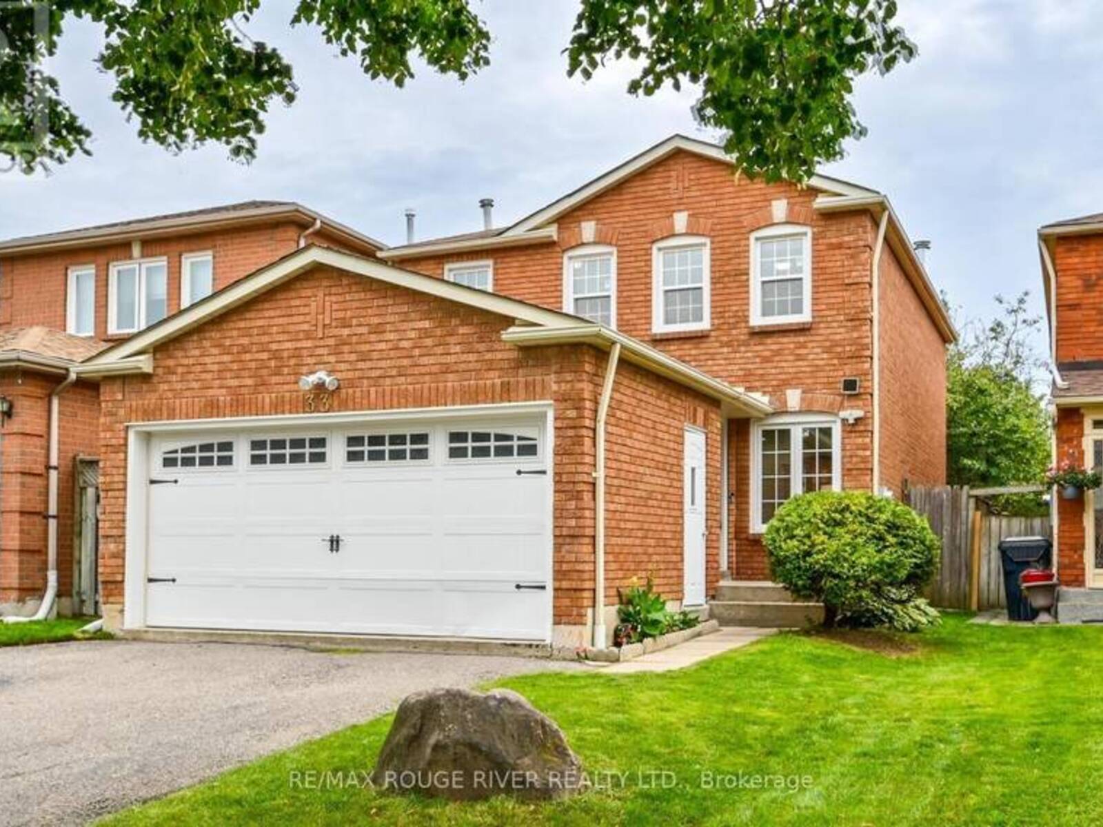 33 RANGELEY DRIVE, Toronto, Ontario M1B 5C2