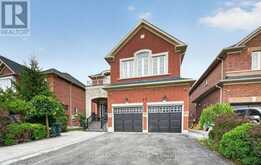 37 DENIM DRIVE | Brampton Ontario | Slide Image Two