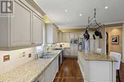 443 ELM ROAD | Toronto Ontario | Slide Image Fifteen
