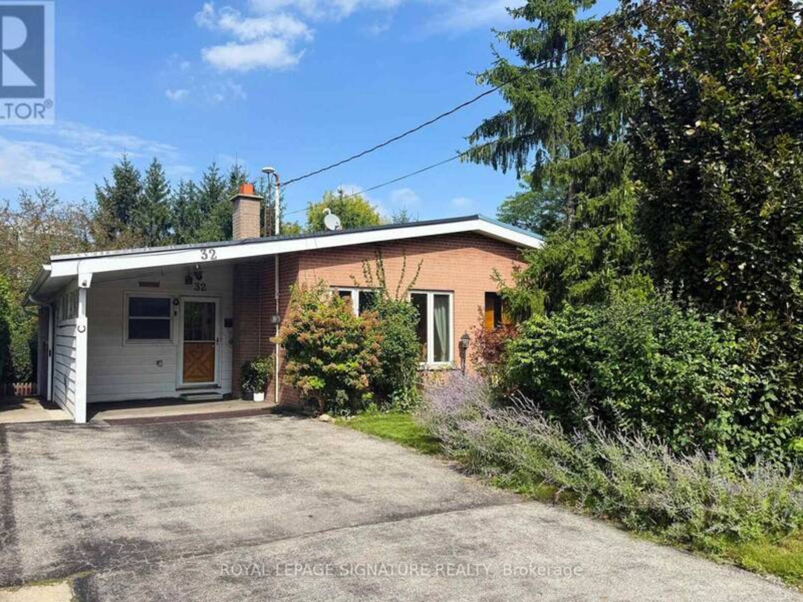 32 NORTHEY DRIVE, Toronto, Ontario M2L 2S9