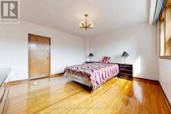 28 GARDEN AVENUE | Toronto Ontario | Slide Image Twelve