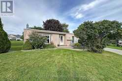 13 CORNERBROOK COURT | Clarington Ontario | Slide Image One