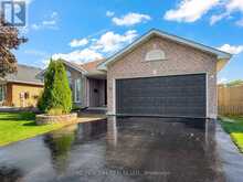25 HICKORY GROVE | Belleville Ontario | Slide Image One