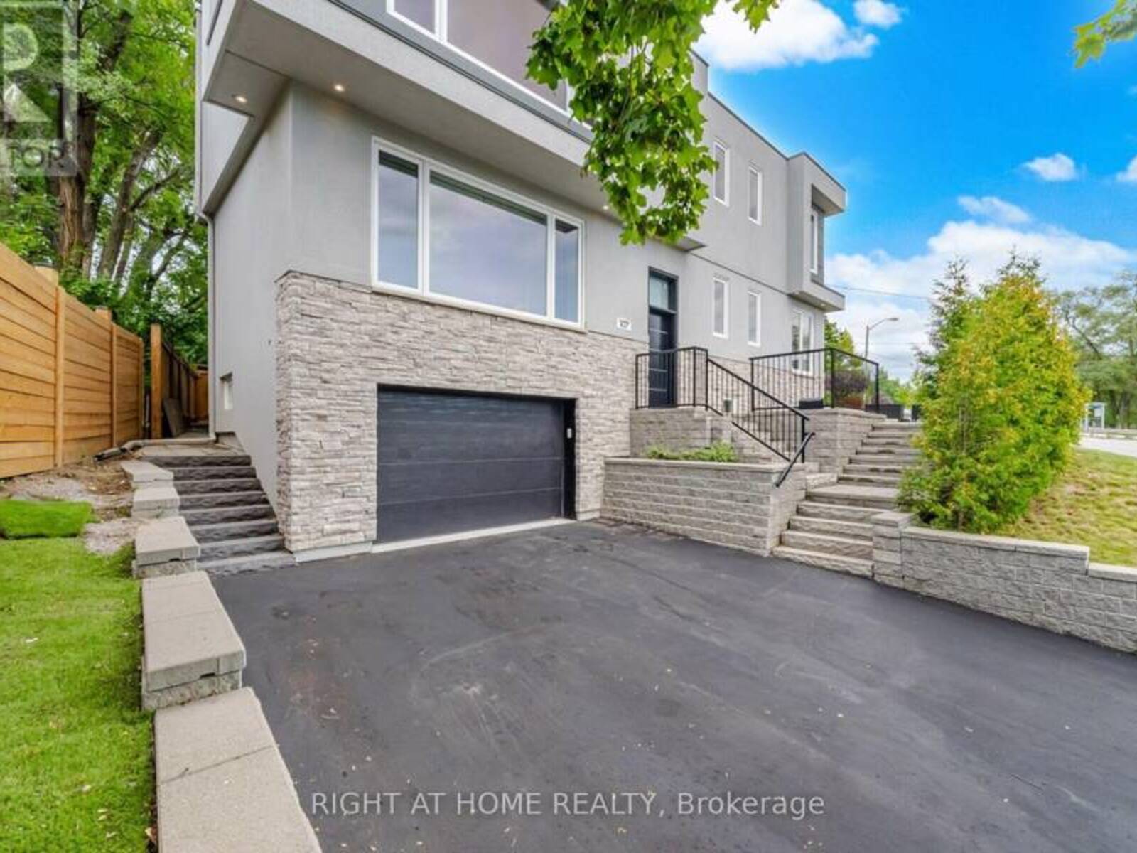 107 TRETHEWEY DRIVE, Toronto, Ontario M6M 4B6