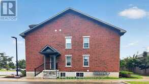 13 - 246 PENETANGUISHENE ROAD | Barrie Ontario | Slide Image Thirty-four