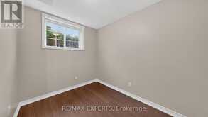 13 - 246 PENETANGUISHENE ROAD | Barrie Ontario | Slide Image Nine