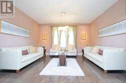 4 BERKWOOD HOLLOW | Brampton Ontario | Slide Image Twelve
