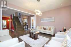 4 BERKWOOD HOLLOW | Brampton Ontario | Slide Image Seven
