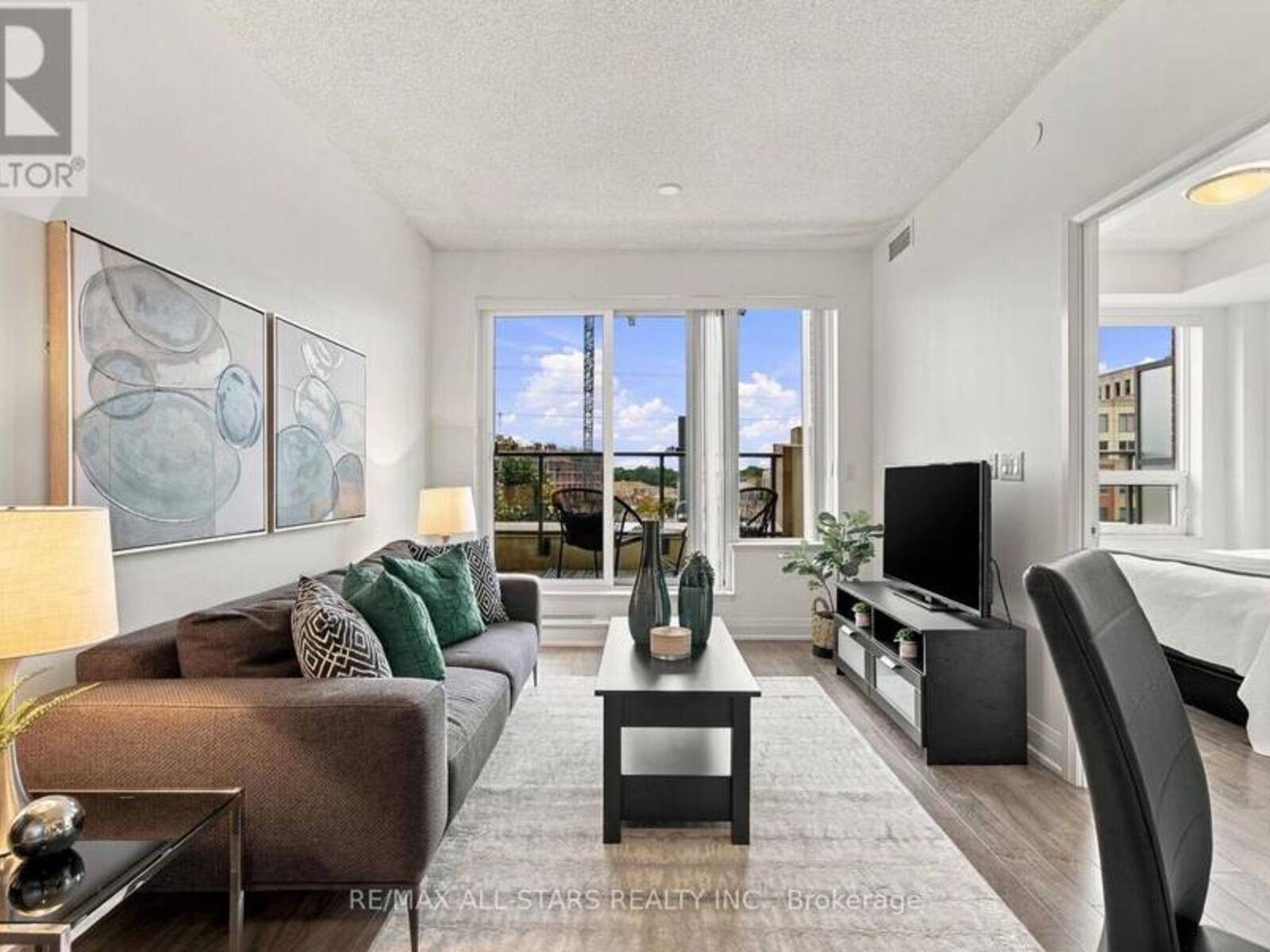 312 - 28 UPTOWN DRIVE, Markham, Ontario L3R 5M5