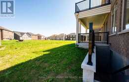8 MAYFLOWER GARDENS | New Tecumseth Ontario | Slide Image Thirty-seven