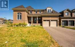 8 MAYFLOWER GARDENS | New Tecumseth Ontario | Slide Image Three