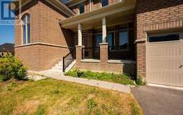 8 MAYFLOWER GARDENS | New Tecumseth Ontario | Slide Image Six