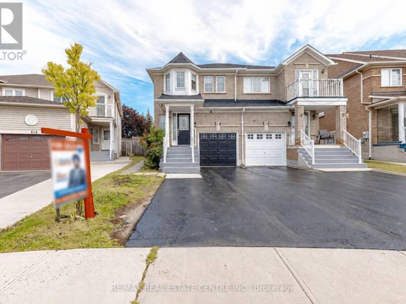 34 WEATHER VANE LANE, Brampton, Ontario L6X 4R5