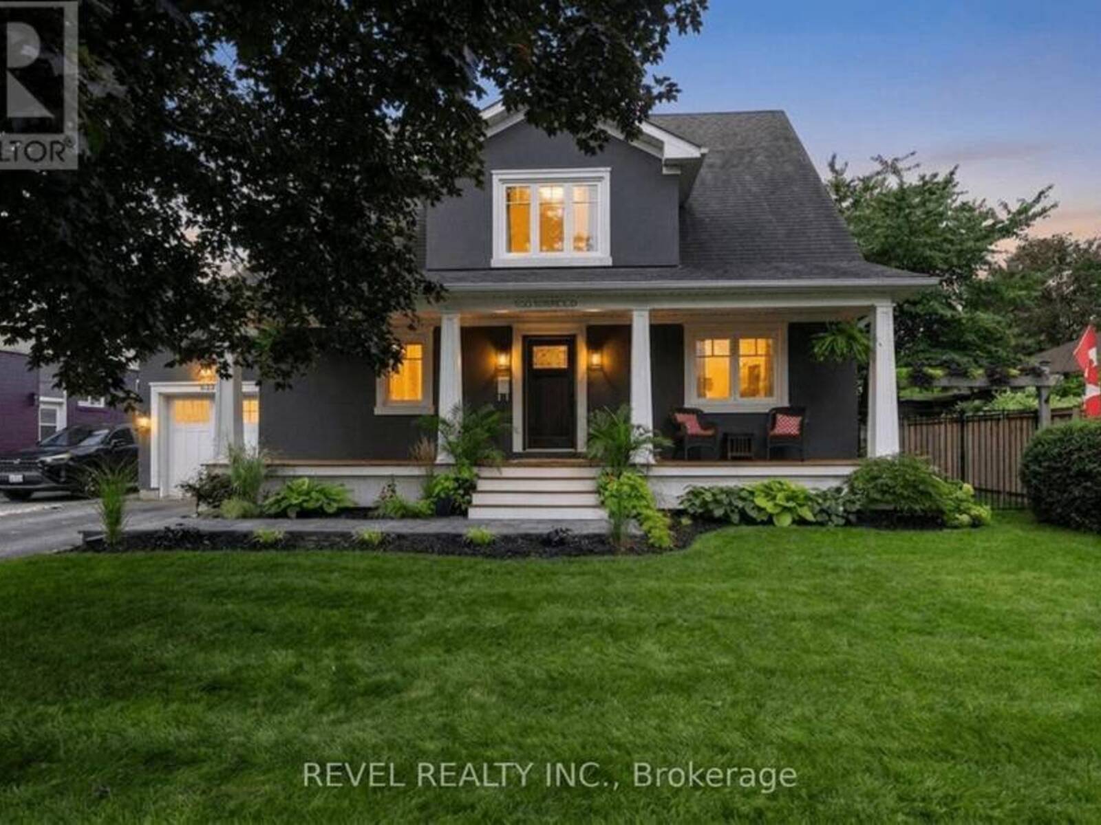 100 ROBINWOOD CRESCENT, Milton, Ontario L9T 2C3