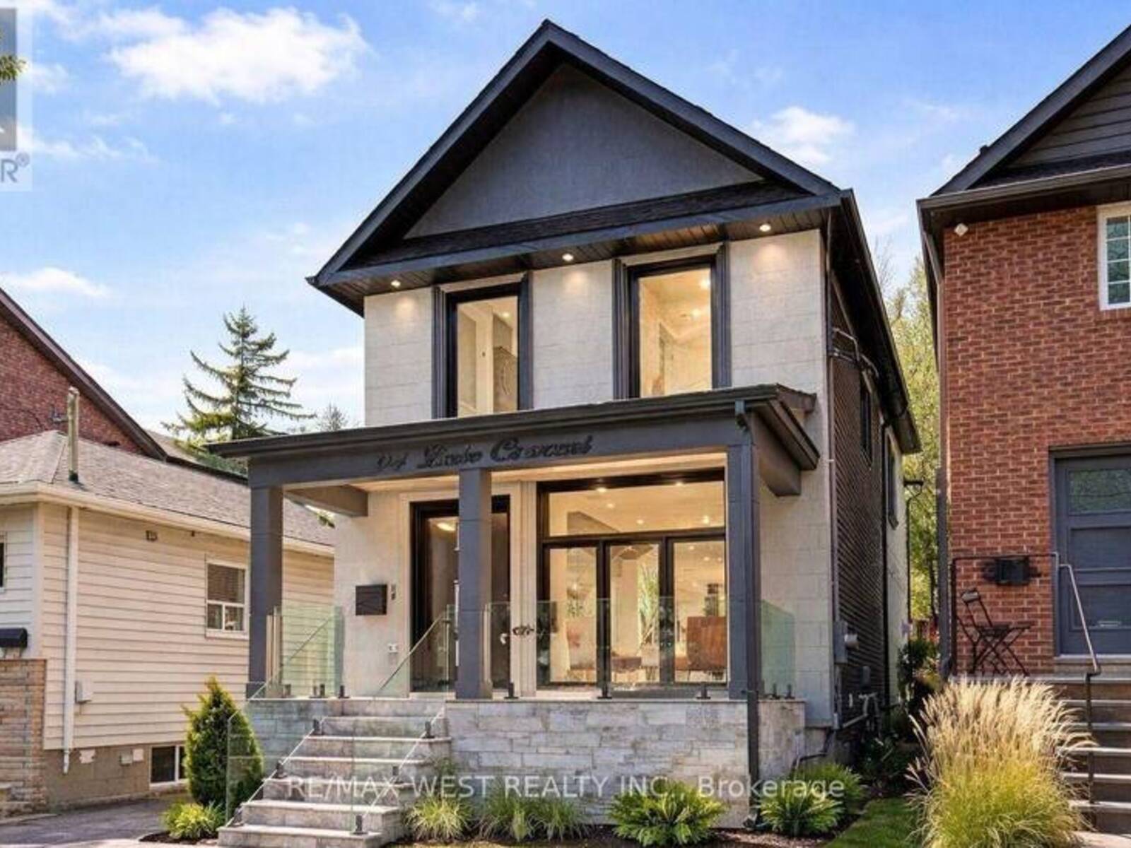 94 LAKE CRESCENT, Toronto, Ontario M8V 1W1