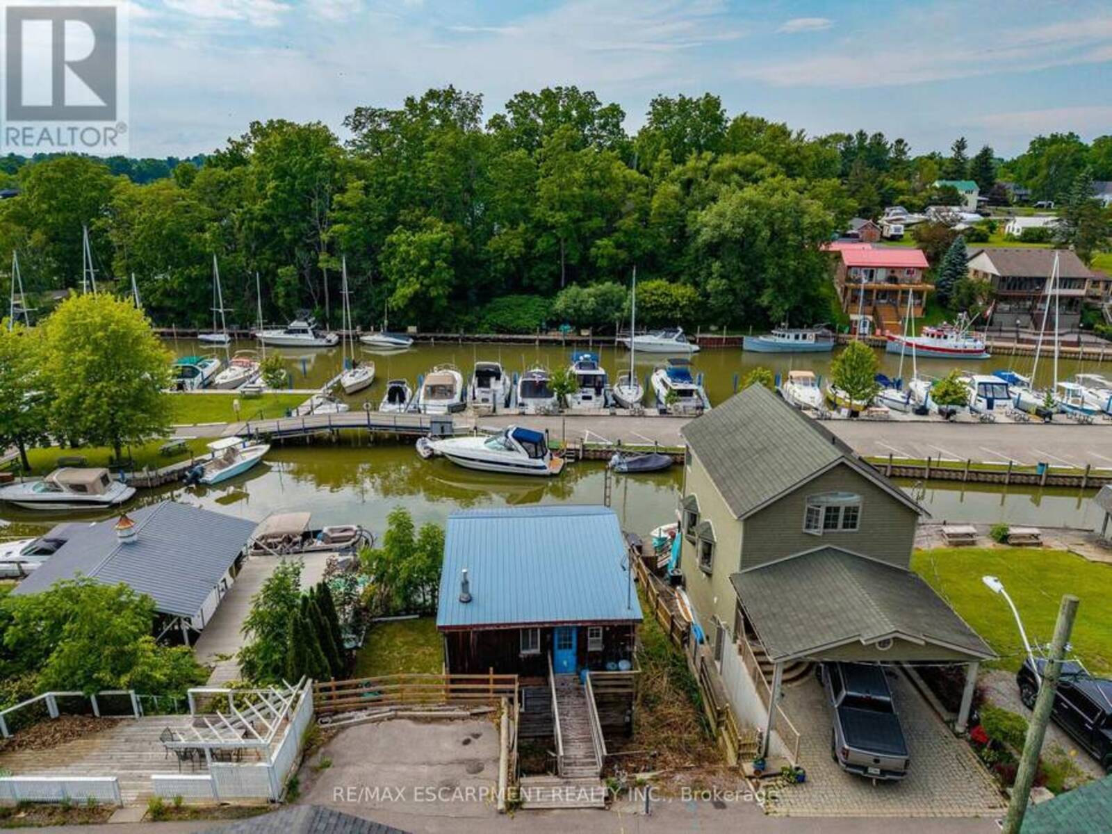 7 DOUGLAS STREET, Port Dover, Ontario N0A 1N7