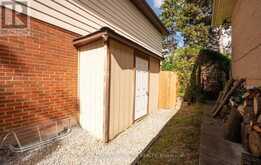42 SHIELDMARK CRESCENT | Markham Ontario | Slide Image Thirty-eight