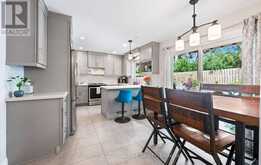 42 SHIELDMARK CRESCENT | Markham Ontario | Slide Image Nine
