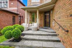 46 CHESTER CRESCENT | Halton Hills Ontario | Slide Image Four