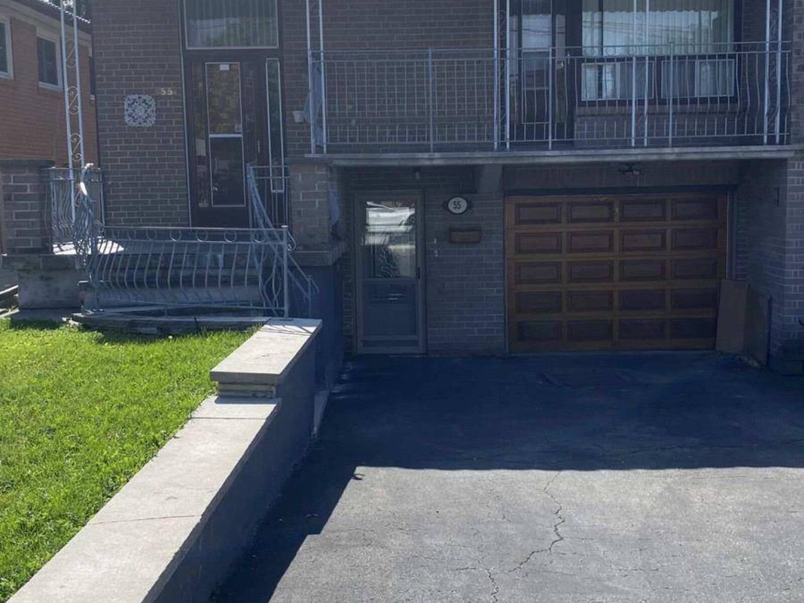 55 HUSBAND DRIVE, Toronto, Ontario M9L 1J8