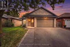 1249 THORPE ROAD | Burlington Ontario | Slide Image Two