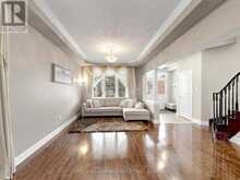 35 SANDERSON ROAD | Markham Ontario | Slide Image Four