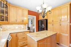 228 KATHRYN CRESCENT | Newmarket Ontario | Slide Image Ten