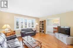 228 KATHRYN CRESCENT | Newmarket Ontario | Slide Image Seven