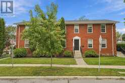 52 CENTRE STREET | Aurora Ontario | Slide Image Two