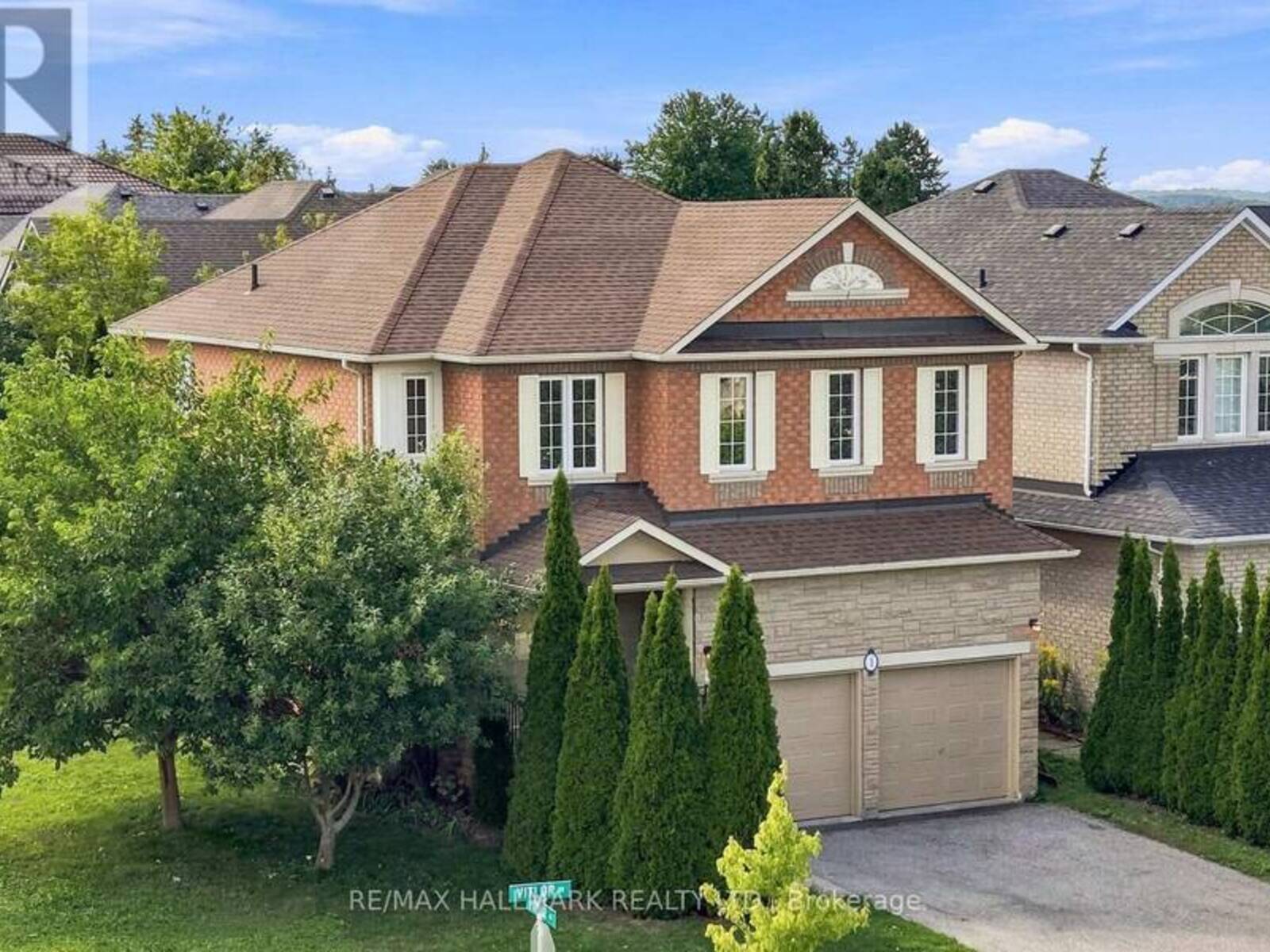 1 VITLOR DRIVE, Richmond Hill, Ontario L4E 2Y4