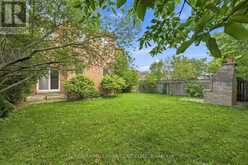 1 VITLOR DRIVE | Richmond Hill Ontario | Slide Image Thirty-two