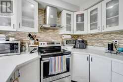 5146 PORTER STREET | Burlington Ontario | Slide Image Fifteen
