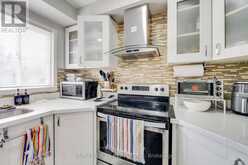 5146 PORTER STREET | Burlington Ontario | Slide Image Sixteen
