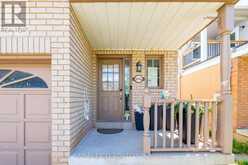 5146 PORTER STREET | Burlington Ontario | Slide Image Three